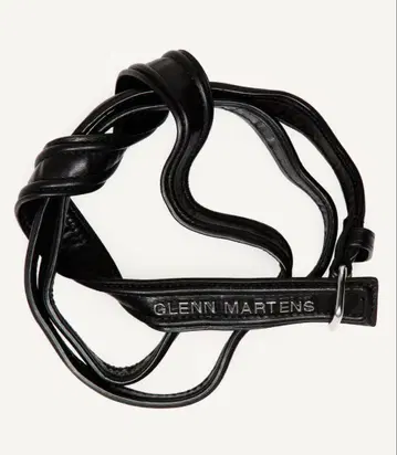 H&M 글렌 마틴스 본 디테일 벨트 실물 사진 있음