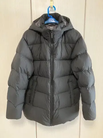 유니클로 파우더 소프트 다운 자켓 S 블랙