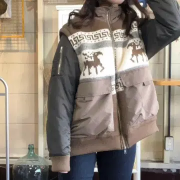 니트 패턴 장식의 캐주얼 자켓