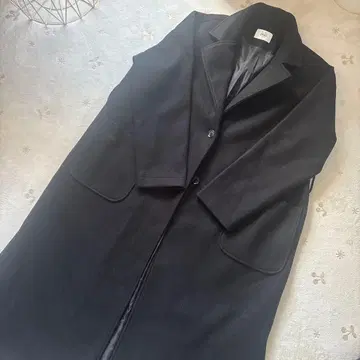 HUG.U 블랙 체스터 코트 F 사이즈