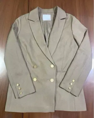 콜라주 개럴개런트 베이지 더블 골드 버튼 테일러드 자켓