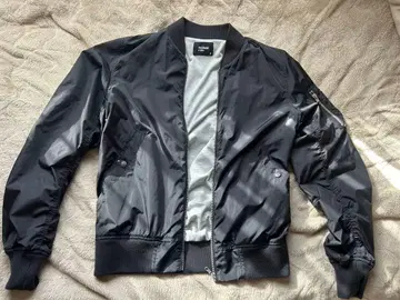 블랙 MA-1 플라이트 자켓