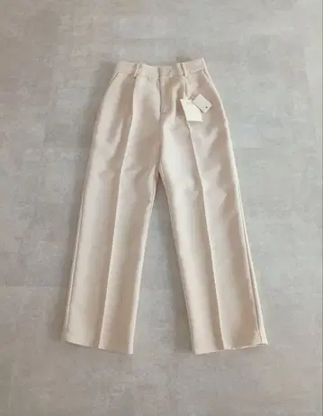 [택 포함 새상품] SeaRoomlynn 시루무린 센터 턱 팬츠