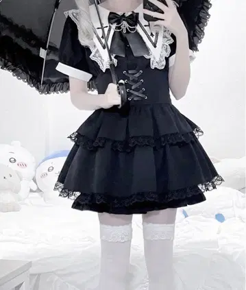 MARS 크로스 자수 3단 프릴 셋업 2점 SET