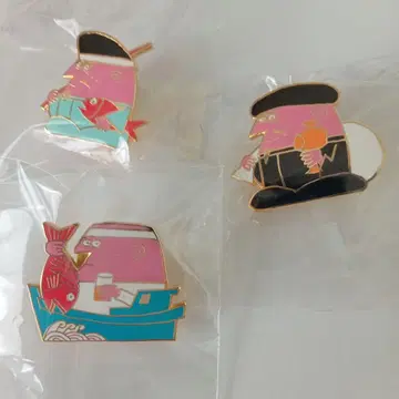 야나기하라 료헤이 디자인 핀 배지