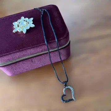 하트 모양 크리스탈 목걸이