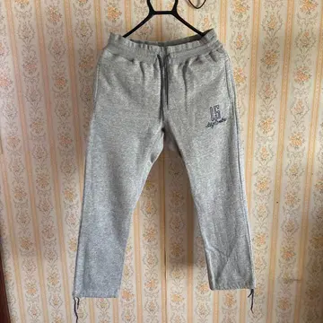 루스이슨 브라 그레이 LS 로고 자수 스웨트 팬츠