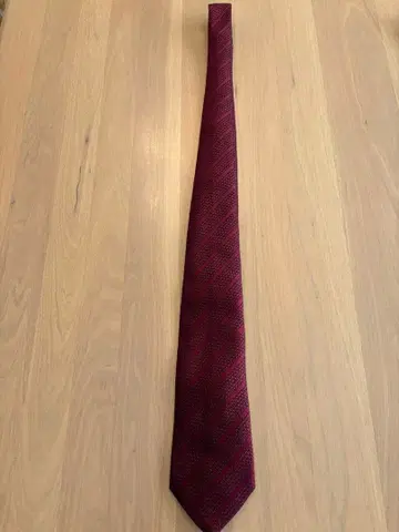 Ermenegildo Zegna 버건디 스트라이프 넥타이