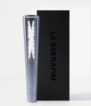 LESSERAFIM 실버 응원봉