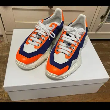 지미추 다이아몬드 스니커즈