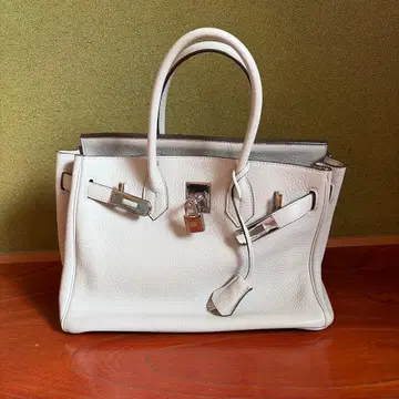 화이트 가죽 핸드백