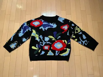 로이스크레용 플라워 니트