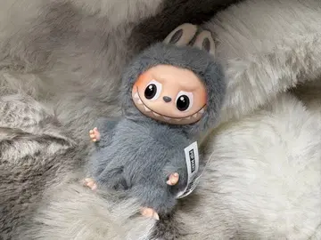 새상품 THE MONSTERS PIN FOR LOVE 시리즈 W 러브브