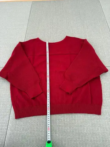 빨간색 긴팔 니트 46 사이즈 아크릴 100%