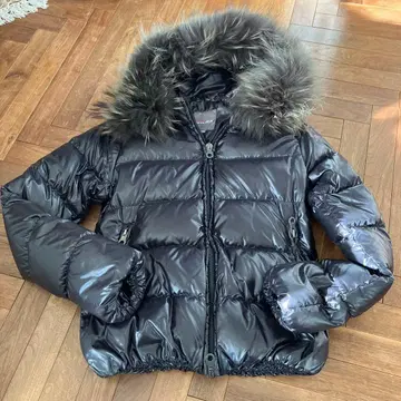 DUVETICA 블랙 다운 자켓 40