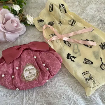 Maison de FLEUR 핑크 레이스 파우치 펄 선물 백 포함