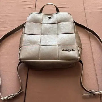 Desigual 패치워크 스타일 백팩 그레이