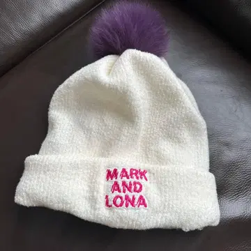 mark&lona 봉봉 니트 모자