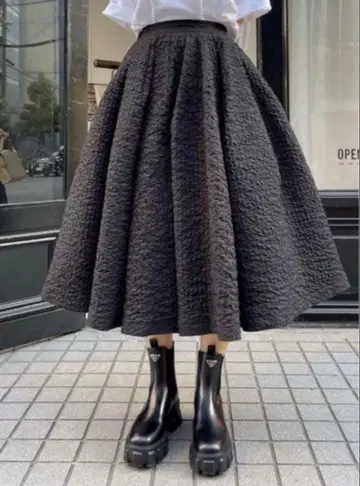 hyeon 헤 스완 플레어 스커트 그레이