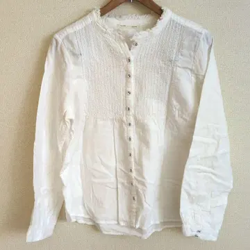 화이트 긴팔 핀턱 블라우스