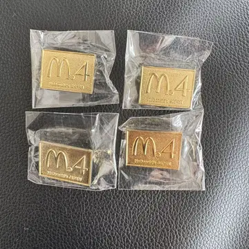 맥도날드 핀 배지 m4