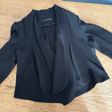 상의 자켓 관혼상제 블랙 숏 기장 메틀리제 MAITRESSE