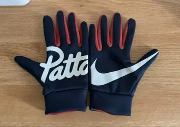 NIKE x Patta 장갑