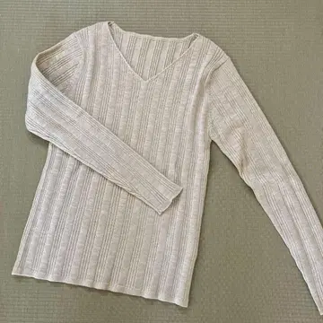 미사용 새상품/jayro. 베이지 V넥 리브 니트