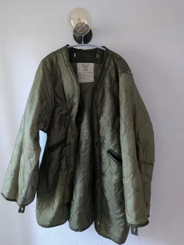 퀼팅 자켓 S 사이즈 올리브 그린