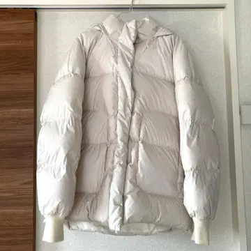 나곤스탠스 다운 코트