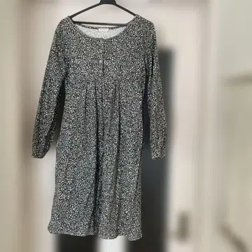 써니클라우드 꽃무늬 원피스