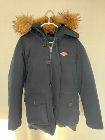 단톤 다운 코트 퍼 포함