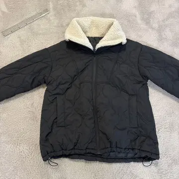 PUAL CE CIN 후드 부착 블랙 퀼팅 자켓