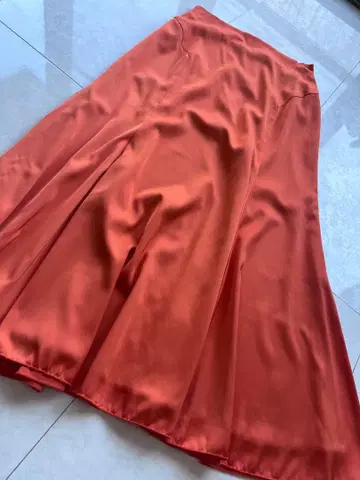 LilyBrown 새틴 머메이드 스커트 오렌지