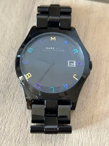 MARC BY MARC JACOBS 블랙워치 [새상품급]