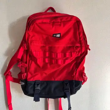 NEW ERA 레드/블랙 백팩
