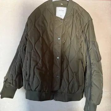 GU rokh 콜라보 퀼팅 자켓