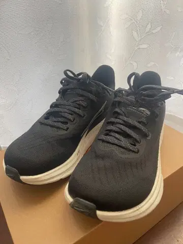 익스피리언스 폼 우먼 ALTRA 로드 러닝화