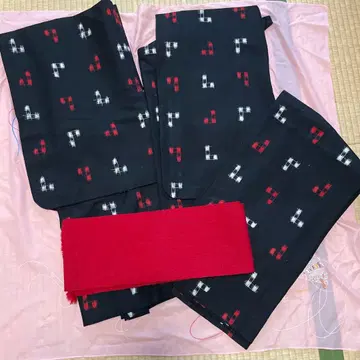 블랙 베이스 빨흰 줄무늬 울 앙상블 기모노 반폭 오비 포함