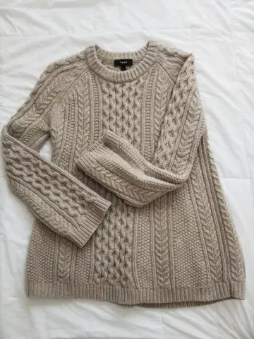 [ Theory ] 케이블 니트 스웨터 사이즈 S