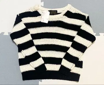 [택 포함 미사용 새상품] 화이트 블랙 스트라이프 니트 스웨터