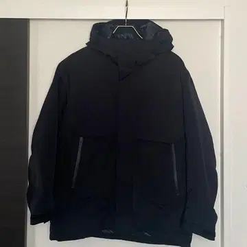 새상품급 UNIQLO +J 하이브리드 다운 오버사이즈 파카 M 블랙