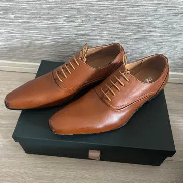 [ 미사용 새상품 ] 브라운 드레스 슈즈 MM/ONE