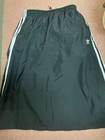 adidas 블랙 롱 스커트