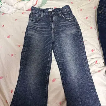 MOUSSY 스트레이트 데님 다크 블루