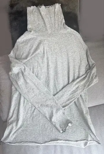 Quand 얇은 소재 메로우 터틀 FreeSize