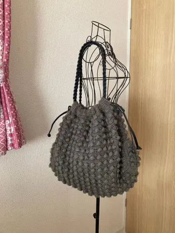 니트 숄더백 다크 그레이