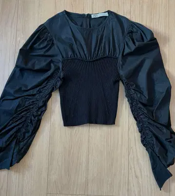 ZARA 블랙 긴팔 상의 루즈 슬리브