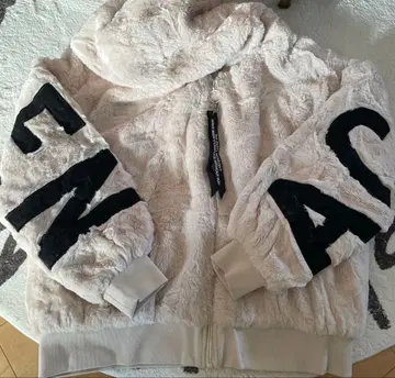 CRYX 베이지 복슬복슬 인조 모피 후드티 프리 사이즈