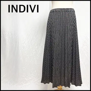 [ 새상품급 ] 인디비 롱 플리츠 스커트 플레어 올 패턴 밴딩 블랙 M